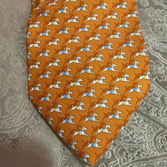 Salvatore Ferragamo Horse Print Silk Orange Tie - Picture 7 of 7